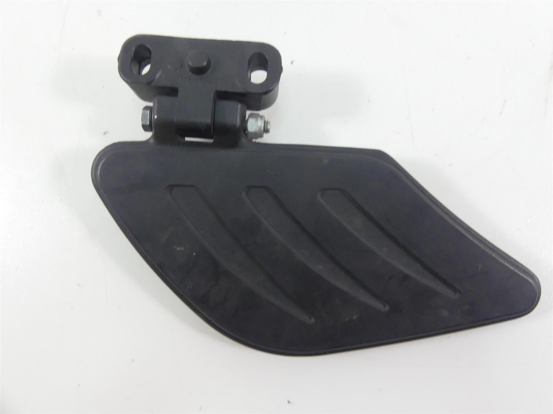 2015 Victory Cross Country Tour Rear Passenger Floorboard Set 5137338 5137339 {{ shop.shopifyCountryName }} - Mototech271