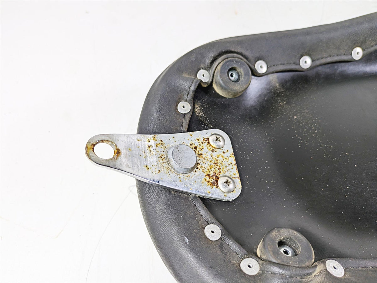 2002 Honda VT1100 Shadow Sabre Mustang Day Tripper Seat Saddle - Read 76340 {{ shop.shopifyCountryName }} - Mototech271