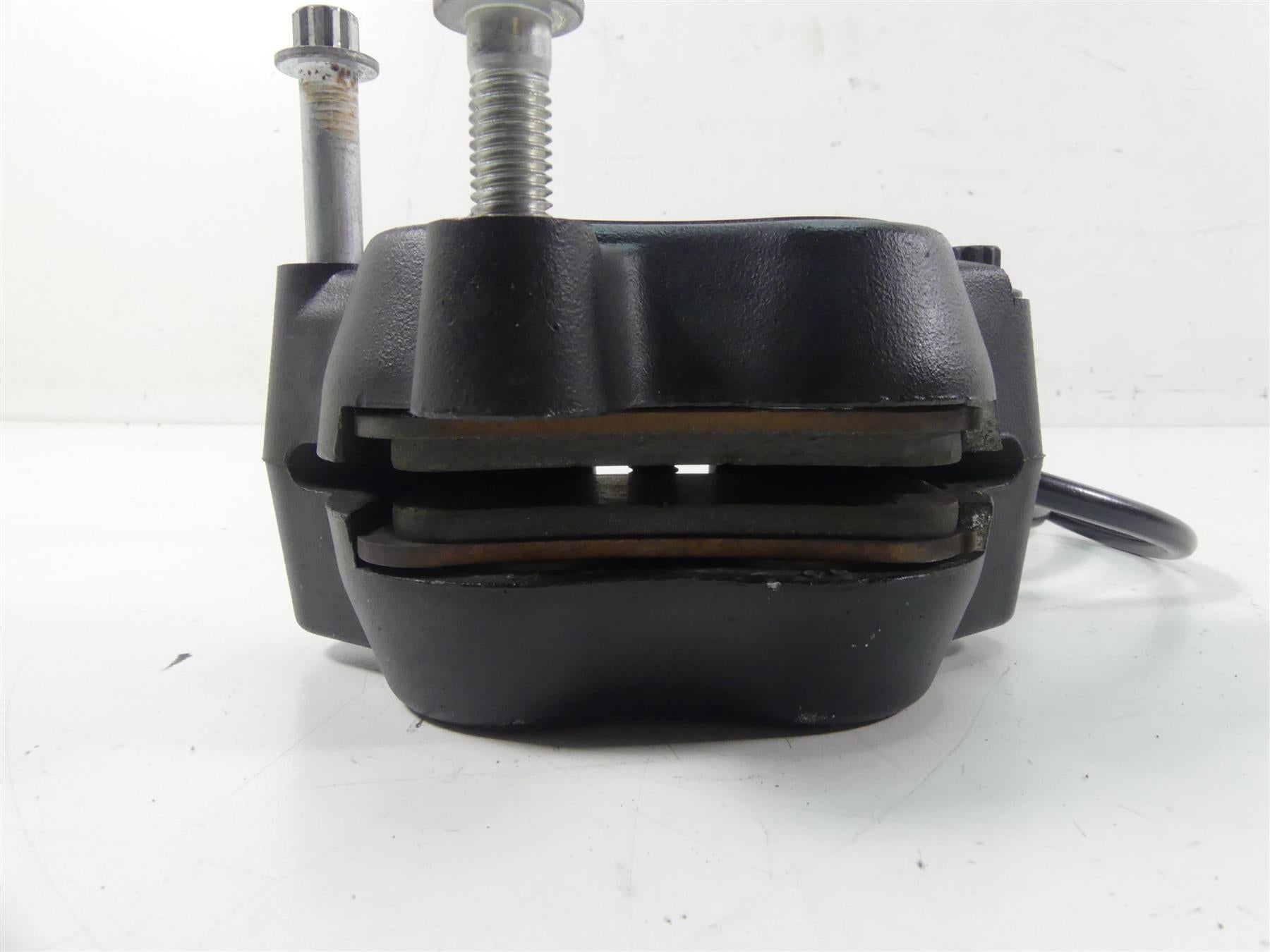 2010 Harley FXDWG Dyna Wide Glide Front Brake Caliper & Line 44046-08 {{ shop.shopifyCountryName }} - Mototech271