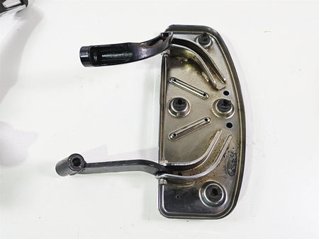 2016 Harley Touring FLHR Road King Front Right Floorboard & Brake Ped 50621-06A {{ shop.shopifyCountryName }} - Mototech271