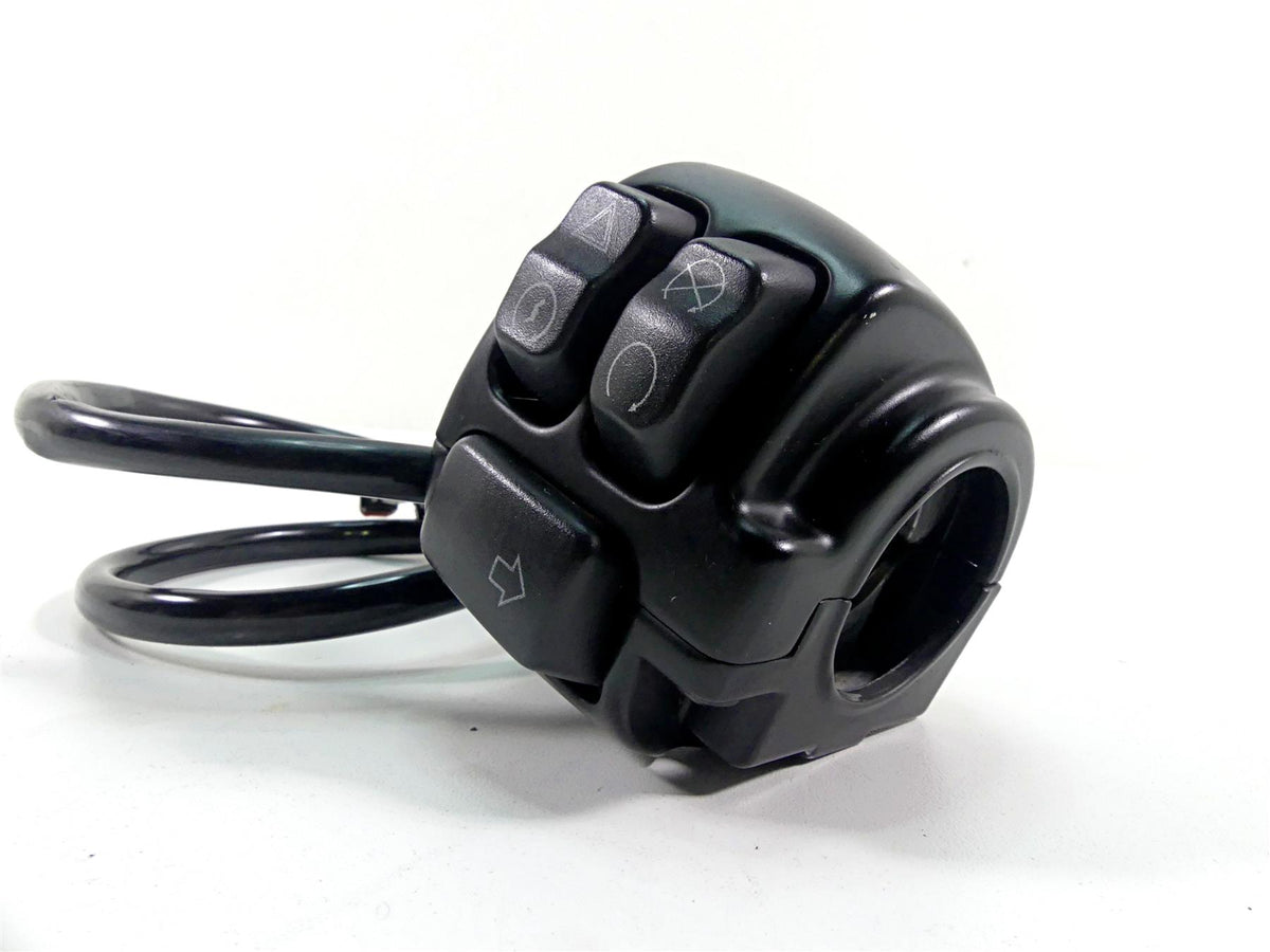 2020 Harley Softail FXST Standard Right Hand Start Stop Control Switch 71500462 {{ shop.shopifyCountryName }} - Mototech271