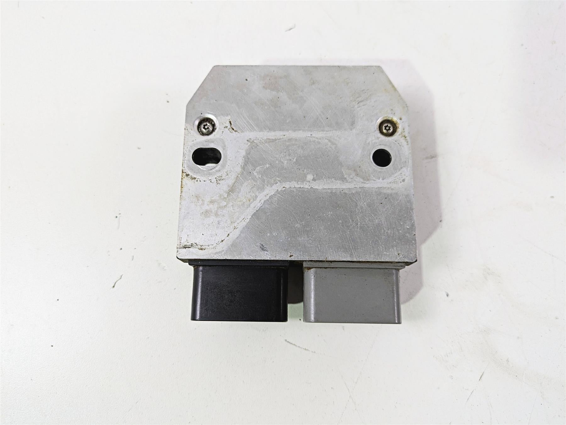 2006 Triumph Rocket 3 Rectifier Voltage Regulator FH009AA T1300470 {{ shop.shopifyCountryName }} - Mototech271