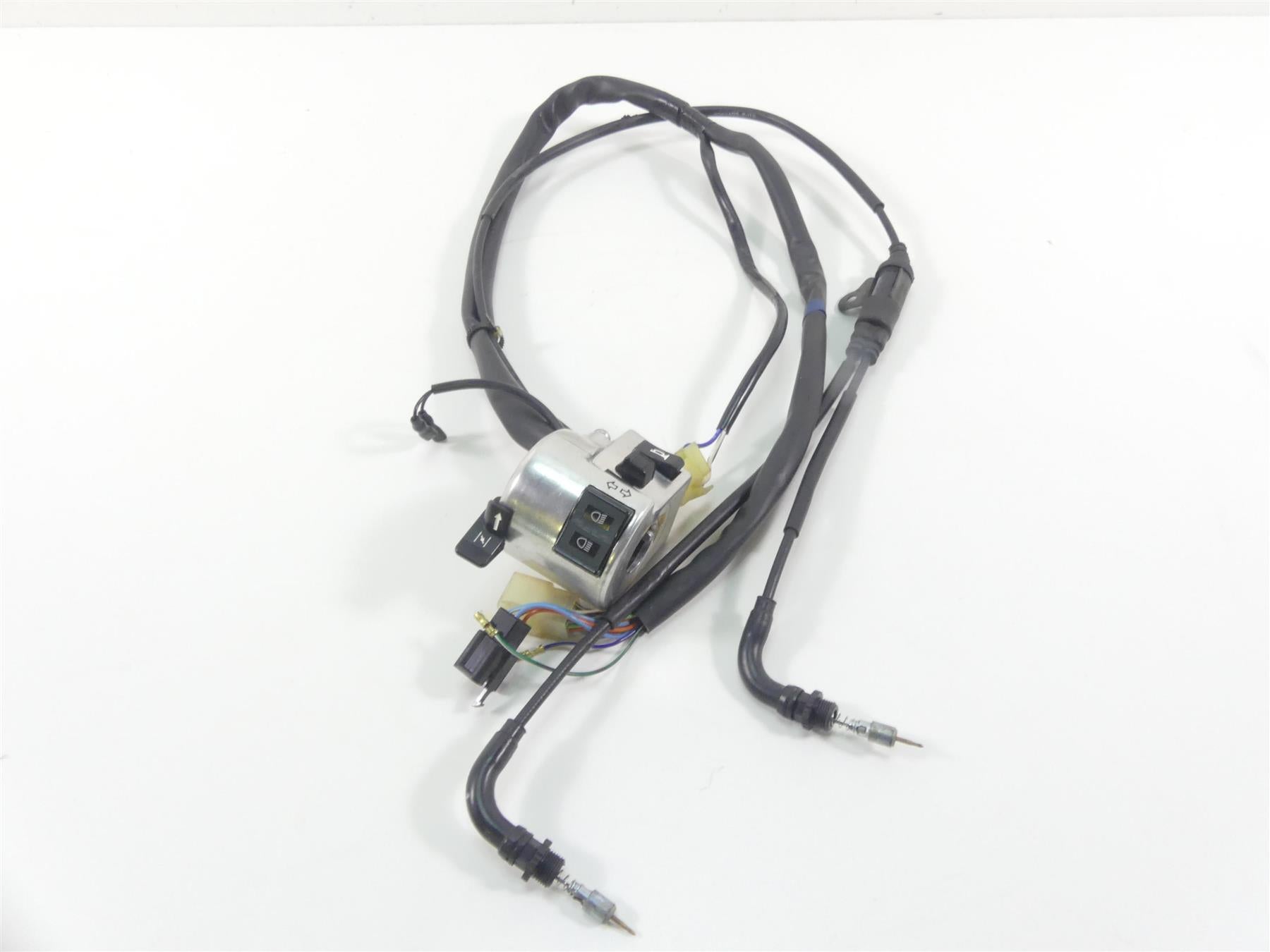 2007 Honda VT1100 C2 Shadow Left Hand Turn Signal Control Switch 35020-MCK-A00 {{ shop.shopifyCountryName }} - Mototech271