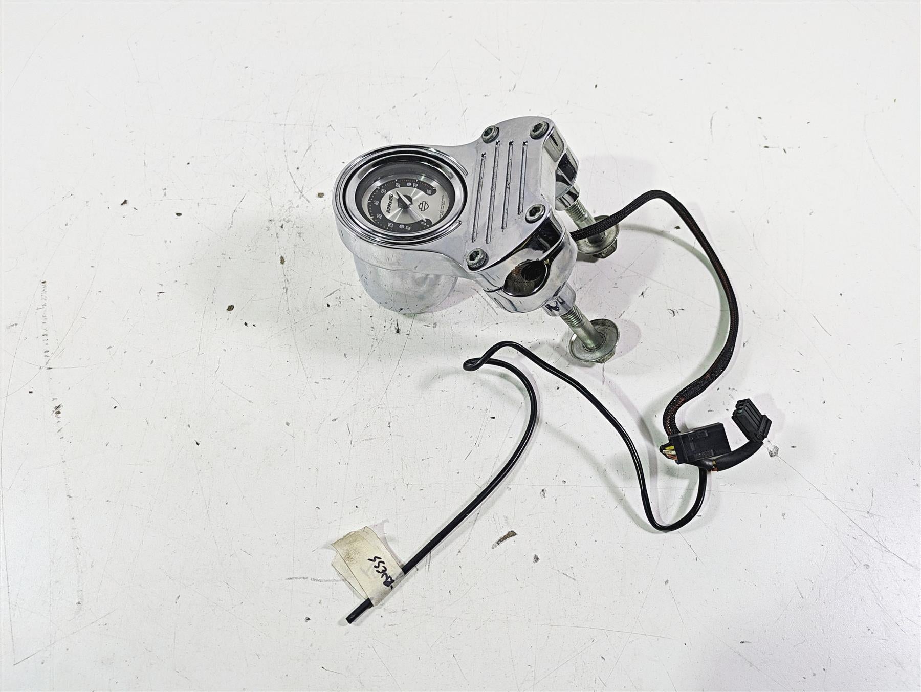 2005 Harley Softail FLSTFSE CVO Fat Boy Tachometer Tacho Riser Set Read 69270-05 {{ shop.shopifyCountryName }} - Mototech271