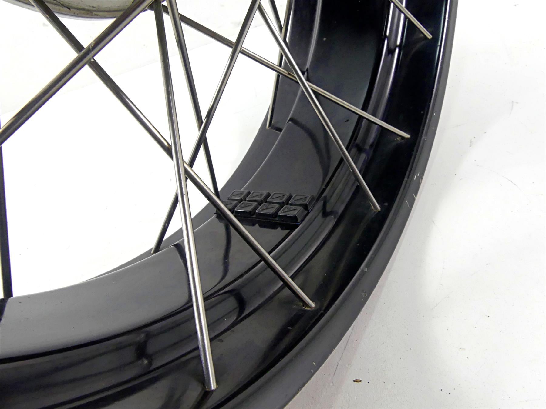 2009 BMW R1200GS K255 Adv Rear Wheel Rim 17x4 Behr 36318553004 {{ shop.shopifyCountryName }} - Mototech271