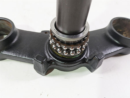 2020 Kawasaki Z900 ZR900 Lower Triple Tree Steering Clamp 44037-0167-18R {{ shop.shopifyCountryName }} - Mototech271