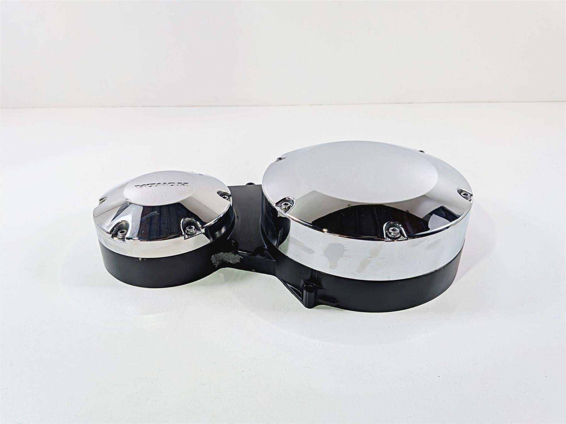 2010 Honda VT1300 CR Stateline Right Side Engine Clutch Cover 11331-MFY-A00 {{ shop.shopifyCountryName }} - Mototech271