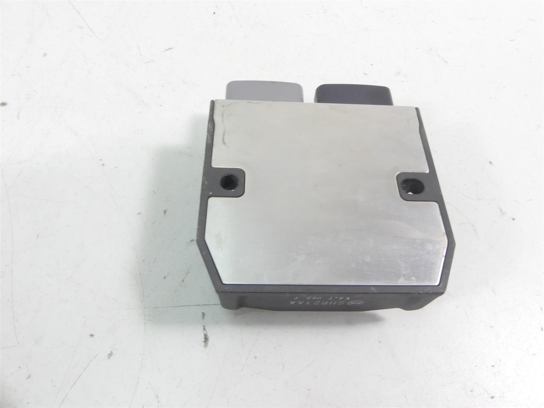 2017 Ducati Monster 1200 S Rectifier Voltage Regulator 54040321A SH821AA {{ shop.shopifyCountryName }} - Mototech271