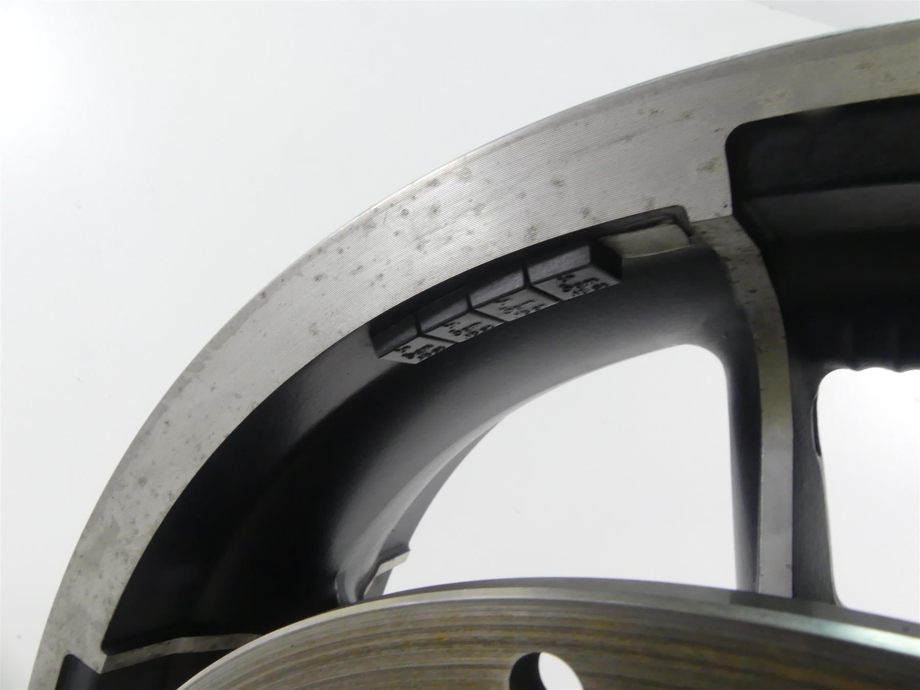 2016 Harley Touring FLTRX Road Glide Straight Rear Wheel Rim 16x5 40900033 {{ shop.shopifyCountryName }} - Mototech271