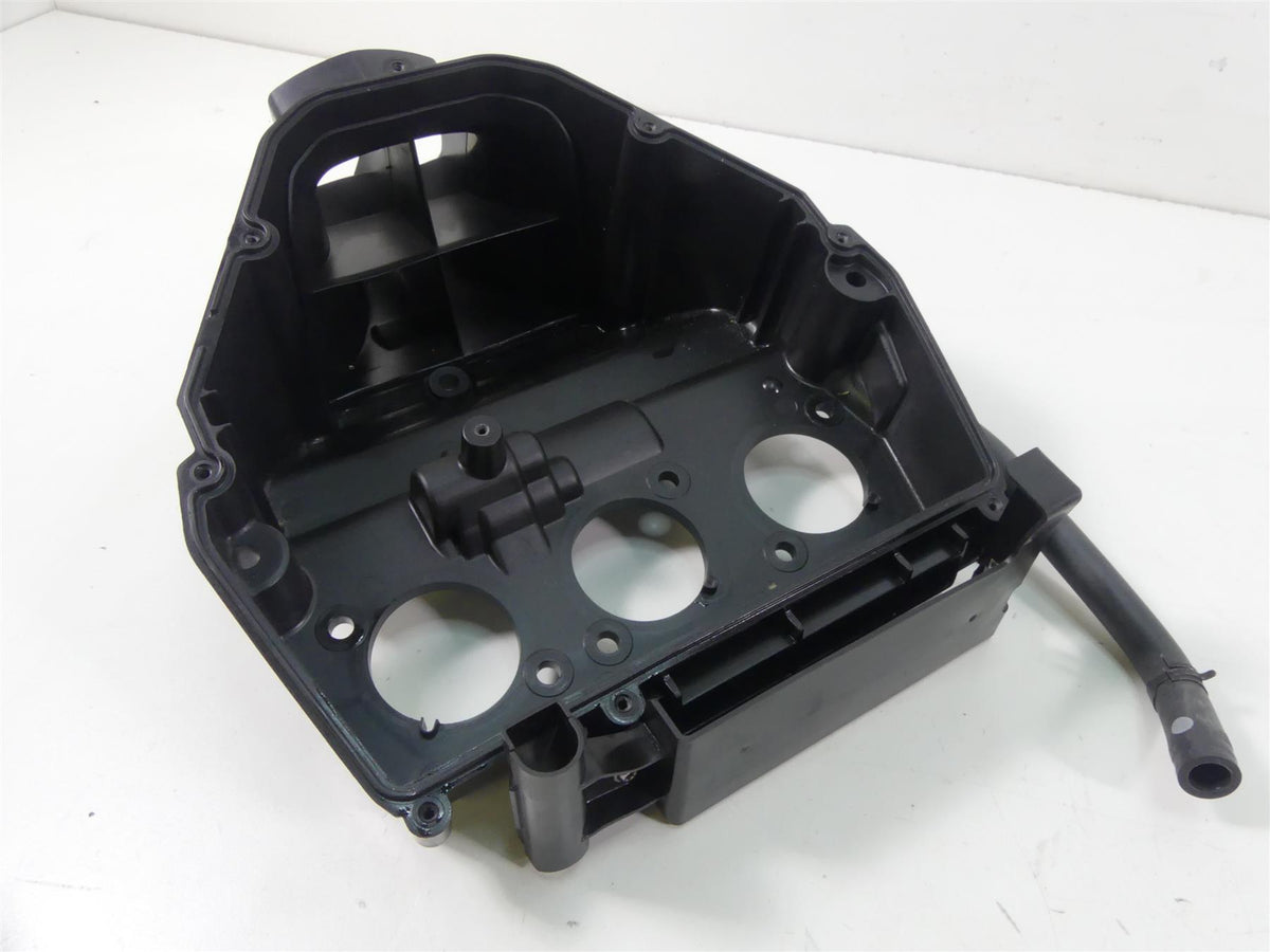 2018 Triumph Street Triple 765RS Air Filter Box Cleaner Breather Set T2200932 {{ shop.shopifyCountryName }} - Mototech271