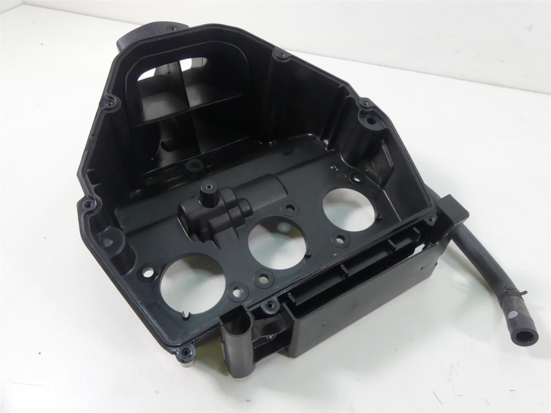 2018 Triumph Street Triple 765RS Air Filter Box Cleaner Breather Set T2200932 {{ shop.shopifyCountryName }} - Mototech271