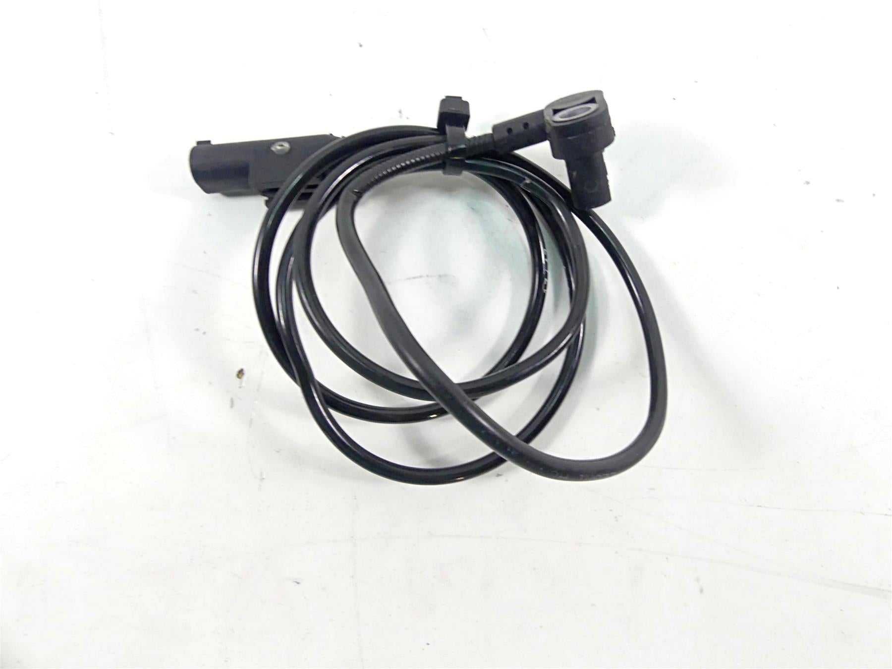 2014 BMW R1200GS K50 Front Abs Brake Wheel Speed Sensor 34528551611 {{ shop.shopifyCountryName }} - Mototech271