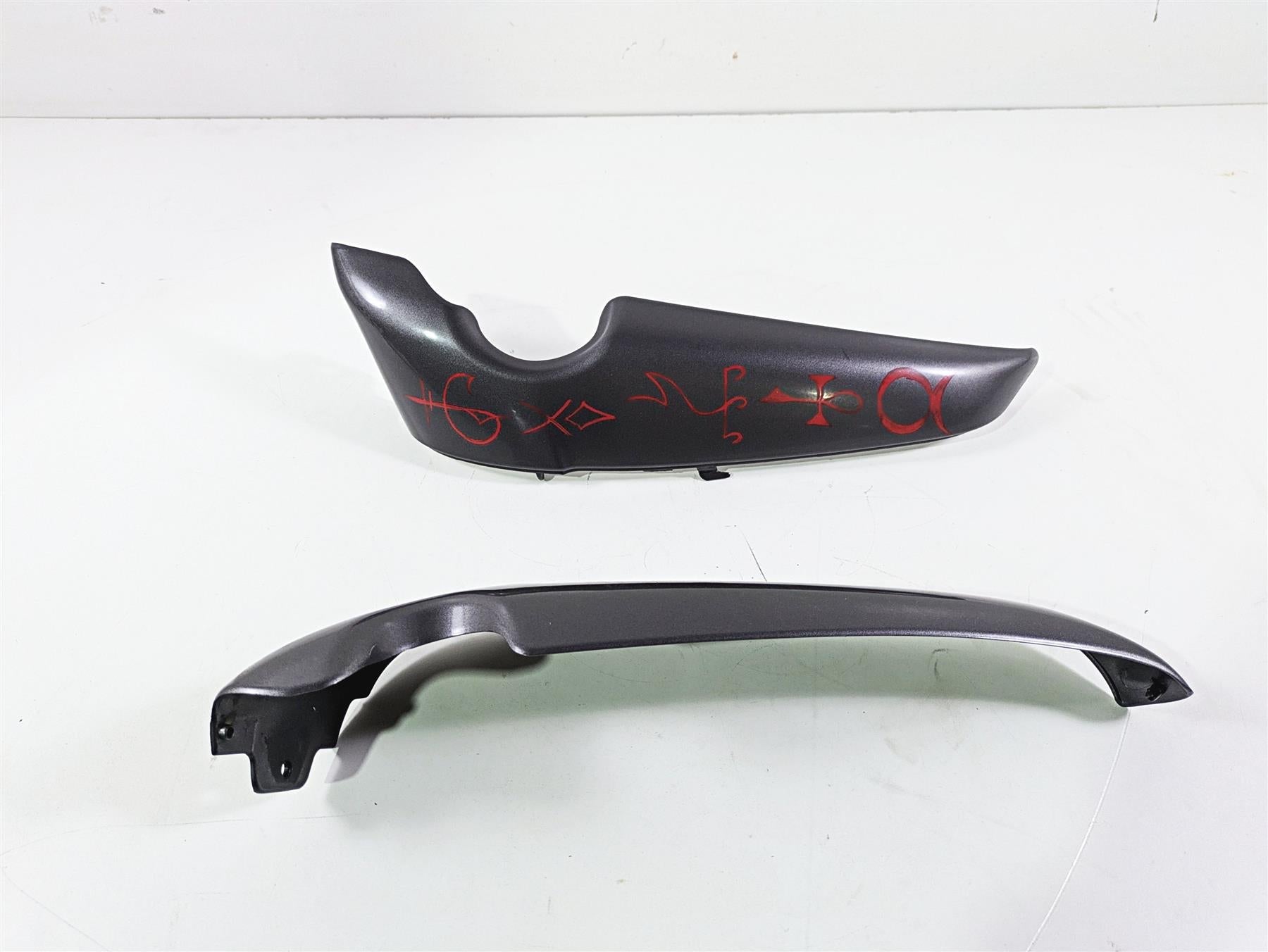 2016 Harley VRSCDX Night Rod Radiator Side Cover Fairing Set 66157-07 66158-07 {{ shop.shopifyCountryName }} - Mototech271