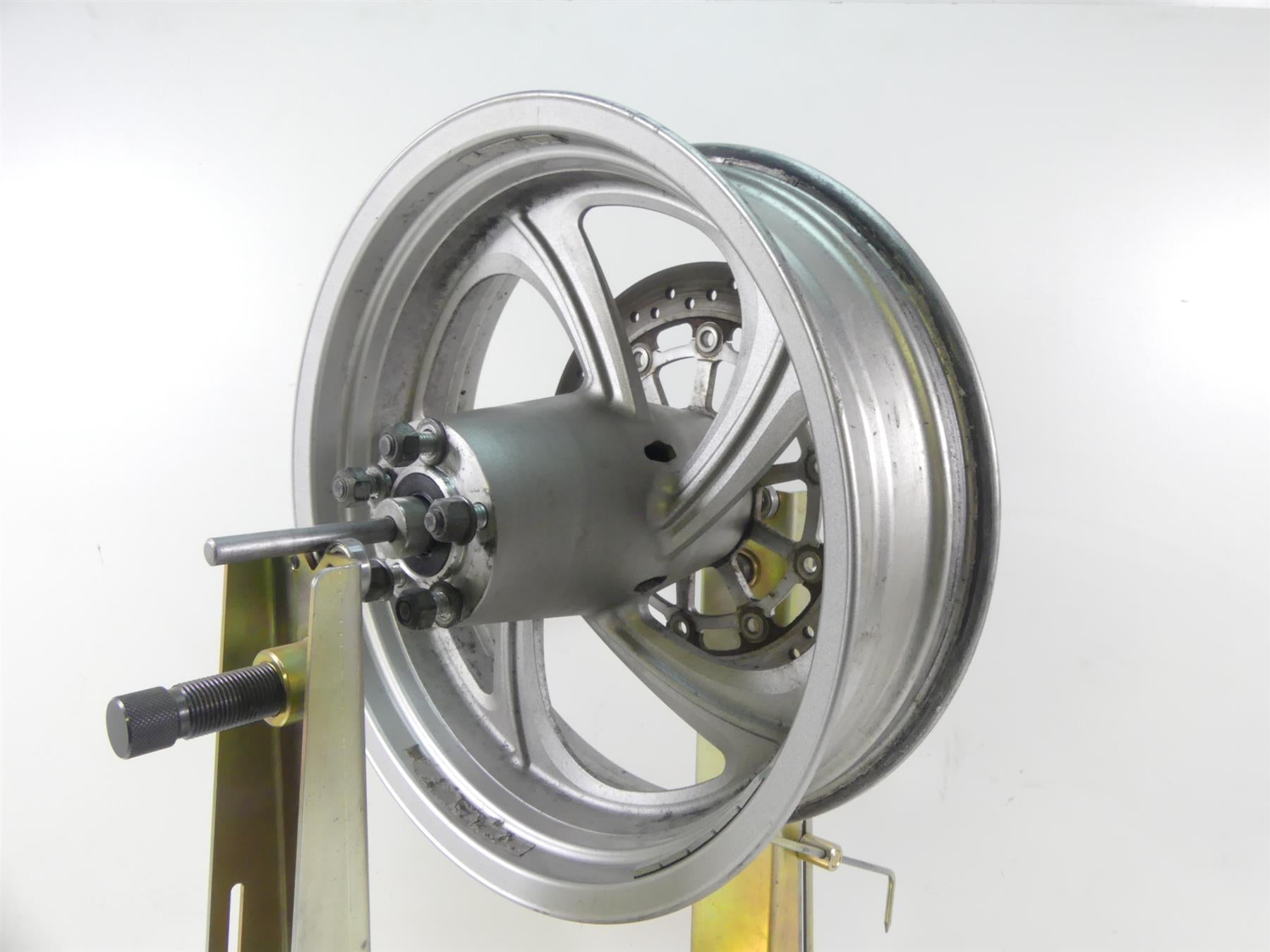 2009 Victory Vision Tour Rear Straight Cast Wheel Rim 16x5 1521387 | Mototech271