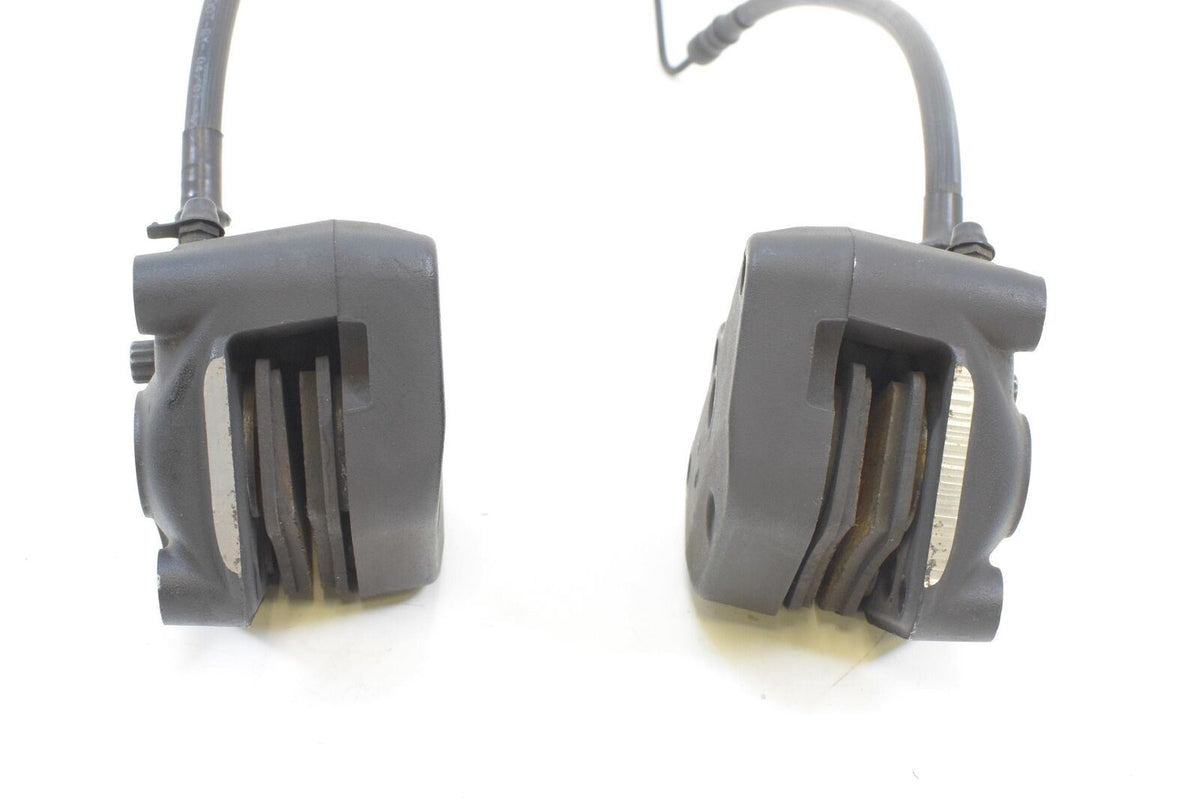 2007 Harley Touring FLHX Street Glide Front Brake Caliper Set 44023-00C 44046-00 {{ shop.shopifyCountryName }} - Mototech271