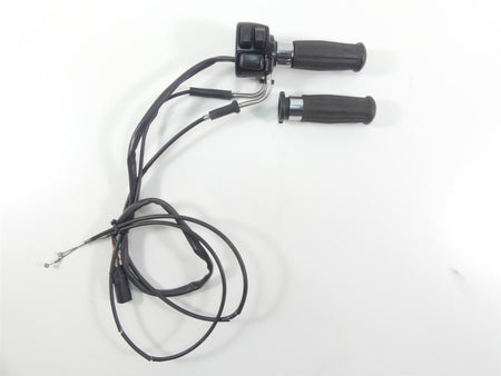 2008 Harley Softail FLSTSB Cross Bones Right Control Switch Throttle 71684-06 {{ shop.shopifyCountryName }} - Mototech271