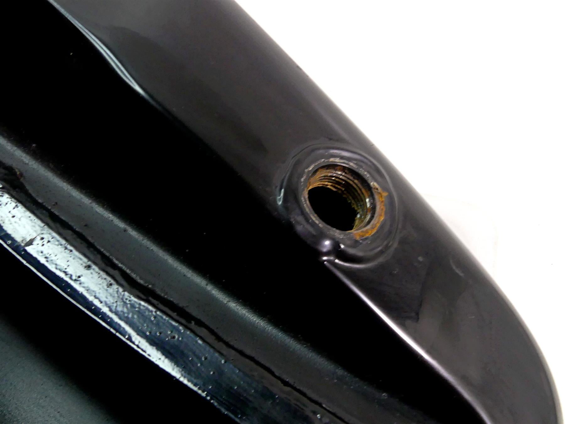 2010 Harley FXDF Dyna Fat Bob Fuel Gas Petrol Tank - Dented 61586-04B {{ shop.shopifyCountryName }} - Mototech271