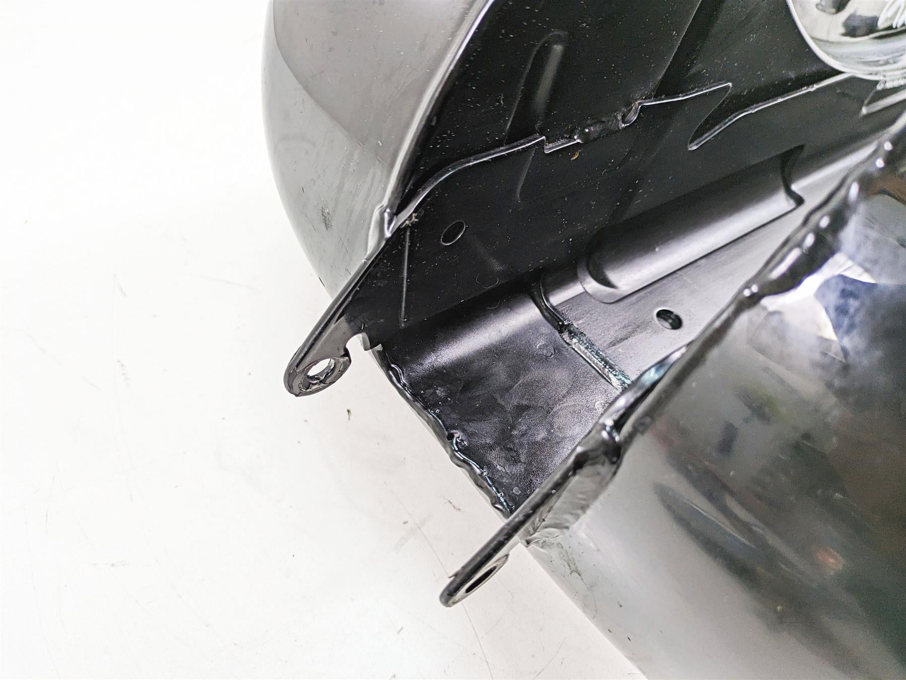 2005 Harley Dyna FXDL Low Rider Fuel Gas Petrol Tank Reservoir - Read 61000706 {{ shop.shopifyCountryName }} - Mototech271