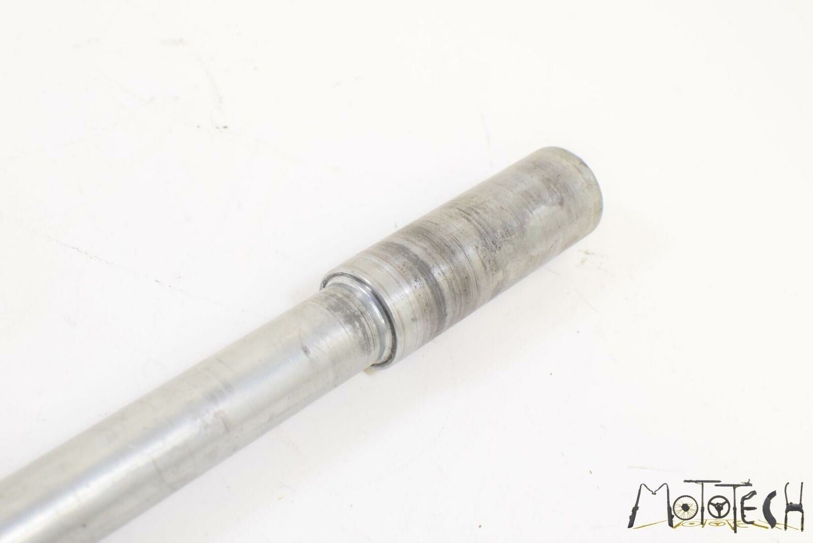 2006 Suzuki SV650 S Front Wheel Axle Spindle 54711-08F00 {{ shop.shopifyCountryName }} - Mototech271