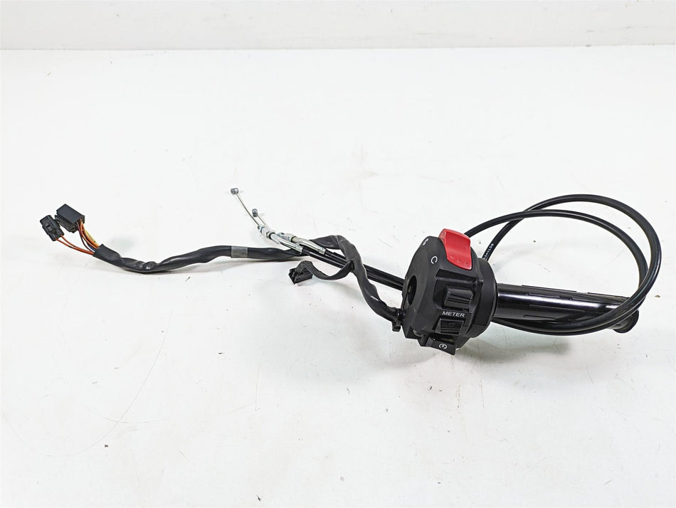 2022 Suzuki GSXR 750 Right Hand Start Kill Control Switch 37200-47H30 {{ shop.shopifyCountryName }} - Mototech271