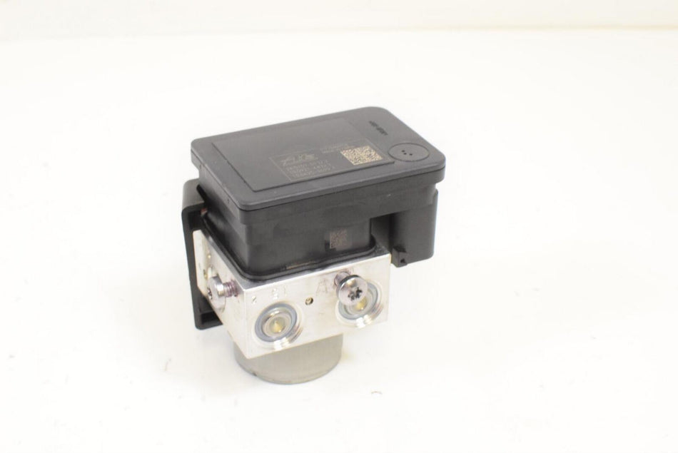 2018 Triumph Street Triple 765 RS ABS Brake Pump Module ATE T2025959 {{ shop.shopifyCountryName }} - Mototech271