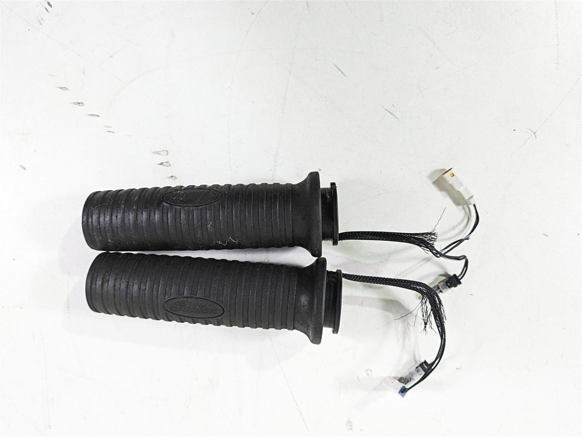 2018 Indian Chieftain Dark Horse Heated Left Right Hand Grip Set 5416650 {{ shop.shopifyCountryName }} - Mototech271