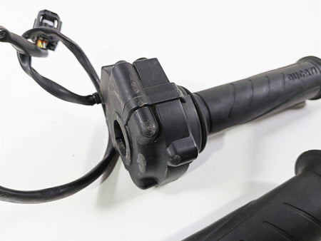 2019 Ducati 959 Panigale Ride Fly By Wire Throttle Set - Read 66020011B {{ shop.shopifyCountryName }} - Mototech271