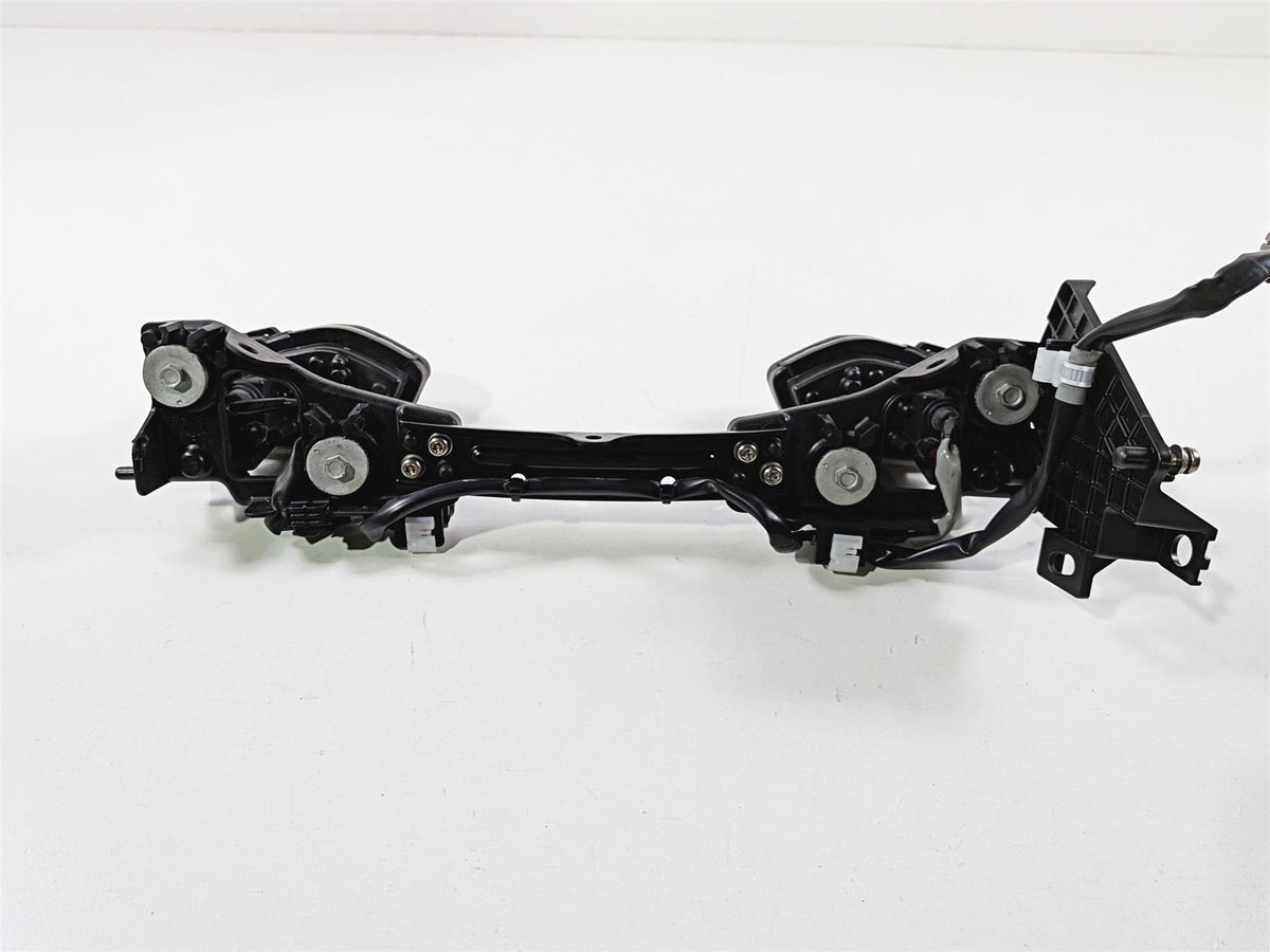 2022 Yamaha YZF R1 R1M RN65 Headlight Head Light Lamp Scratched B3L-84300-00-00-Mototech271
