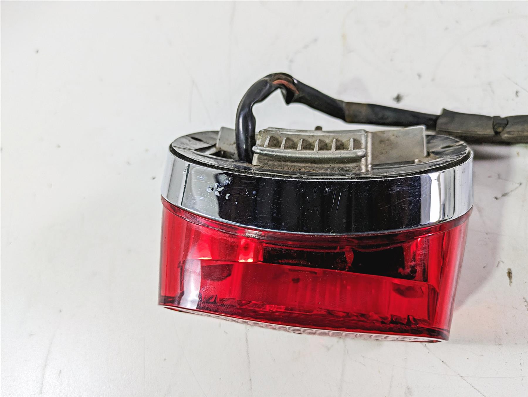 2012 Harley FLD Dyna Switchback Taillight Tail Light & Wiring 68245-03 {{ shop.shopifyCountryName }} - Mototech271
