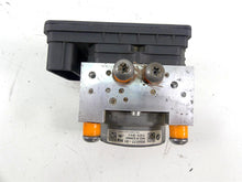 Load image into Gallery viewer, 2015 BMW R1200GS GSW K50 Abs Brake Pump Pressure Unit Module 34518561705 | Mototech271
