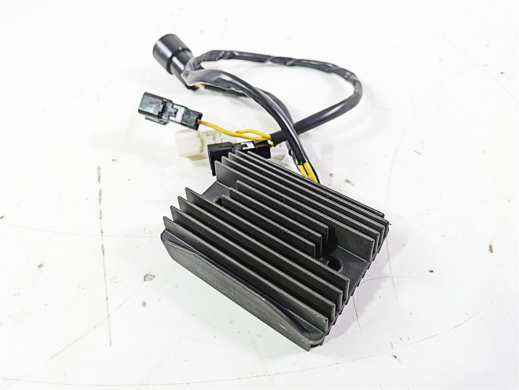 2005 Kawasaki ZX12R Ninja Rectifier Voltage Regulator SH689CB