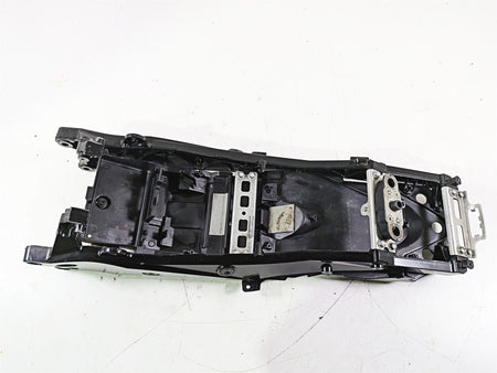 2016 Suzuki GSXR1000 Straight Subframe Inner Fender Set 41211-47H00 41221-47H00 {{ shop.shopifyCountryName }} - Mototech271