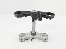 Load image into Gallery viewer, 2020 Kawasaki ZX6R ZX636 Ninja Upper Lowr Triple Tree Set 44037-0136 44039-0181
