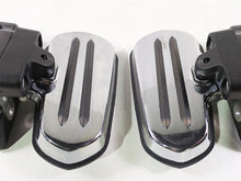 Load image into Gallery viewer, 2017 Indian Chieftain Limited Rear Passenger Floor Board Set 5139179 5139180
