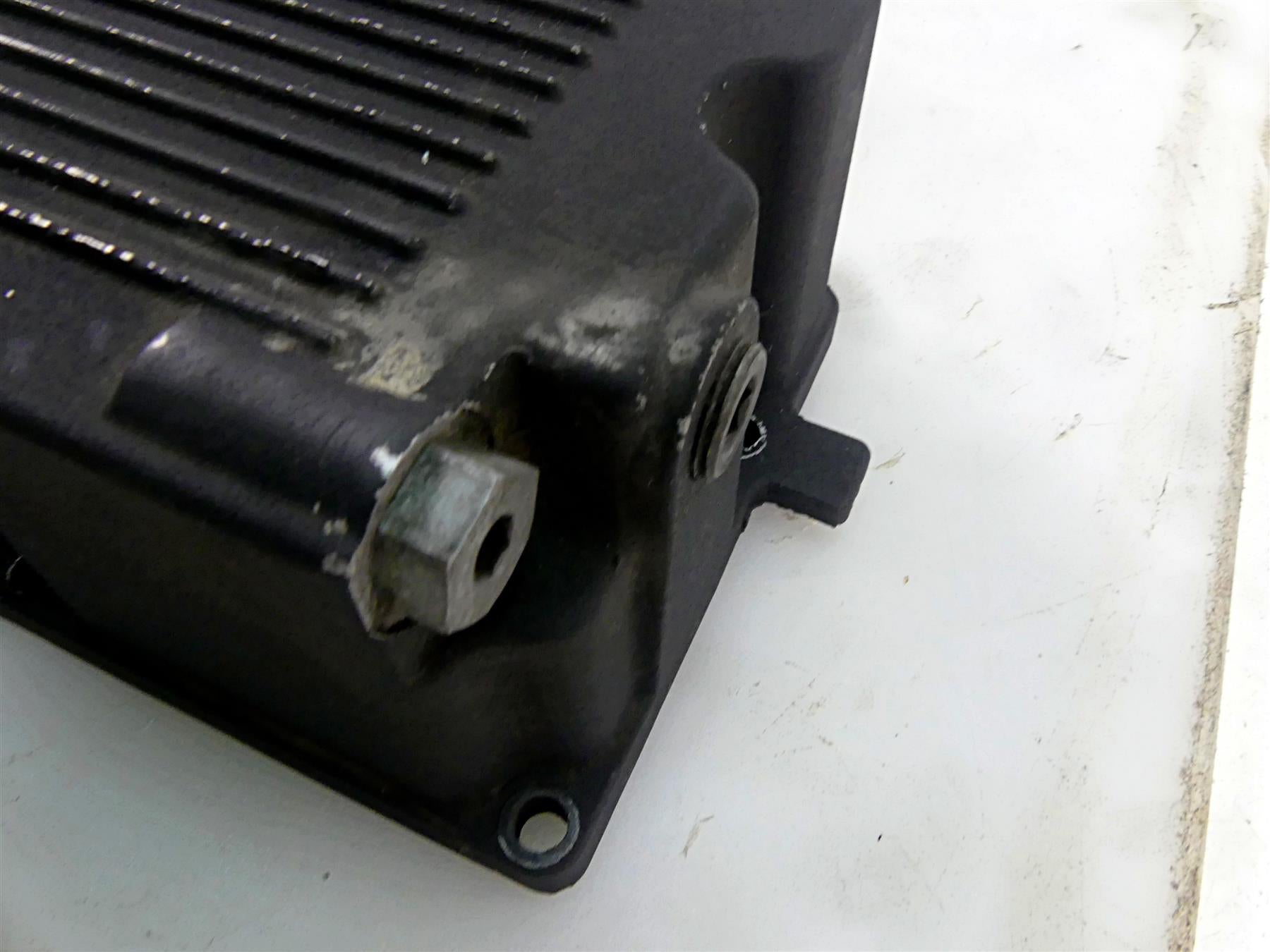 2008 Harley Touring FLHX Street Glide Transmission Lower Oil Pan 62489-99A {{ shop.shopifyCountryName }} - Mototech271