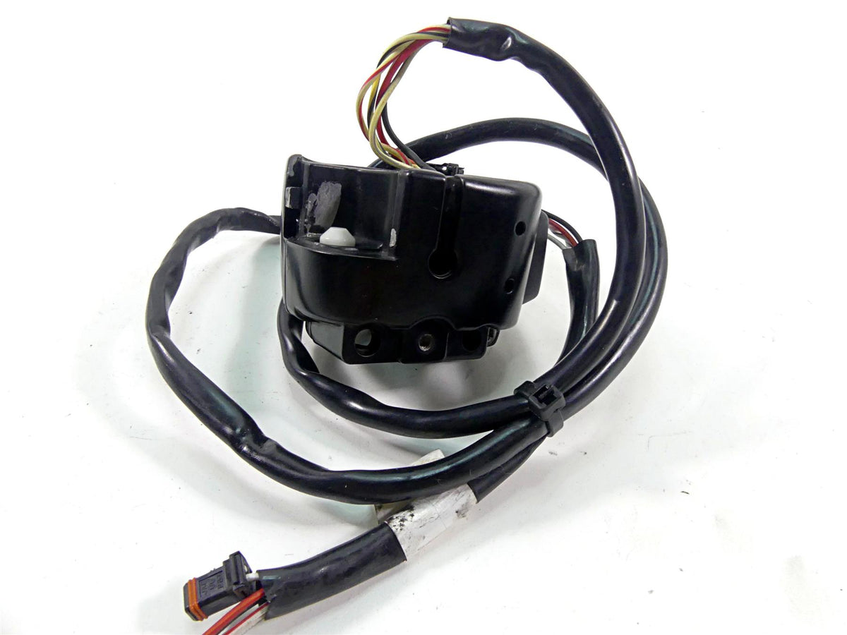 2016 Harley Softail FLS Slim Right Hand Start Stop Control Switch 71500297 {{ shop.shopifyCountryName }} - Mototech271