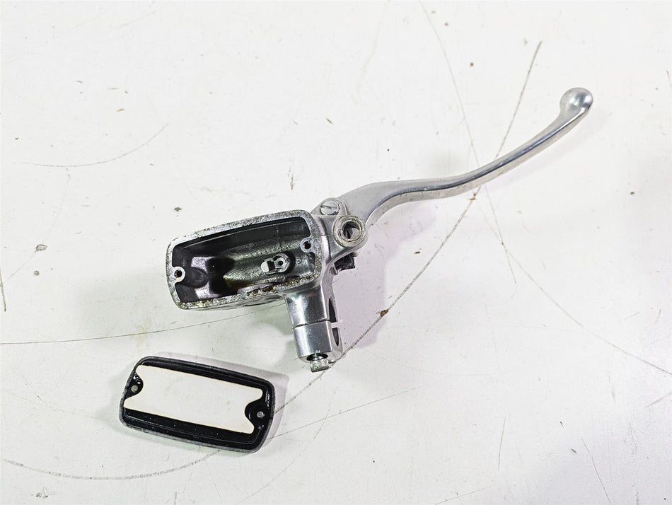 2002 Honda V-Twin VTX1800 C Front Brake Master Cylinder 45510-MZ0-A41 {{ shop.shopifyCountryName }} - Mototech271