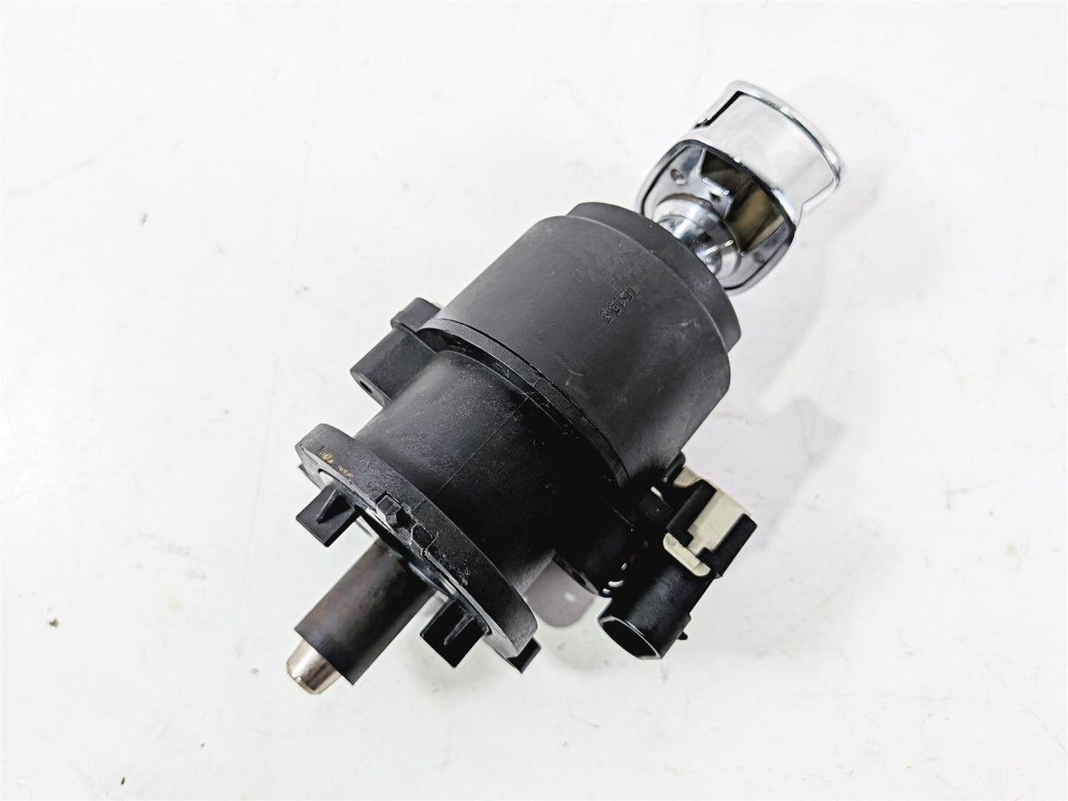 2015 Harley Touring FLTRUSE CVO Road Glide Ignition Switch Key Lock 71400090B-Mototech271