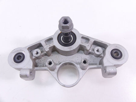 2008 BMW R1200R K27 Showa Upper Triple Tree Steering Clamp + Riser 31428520326 {{ shop.shopifyCountryName }} - Mototech271