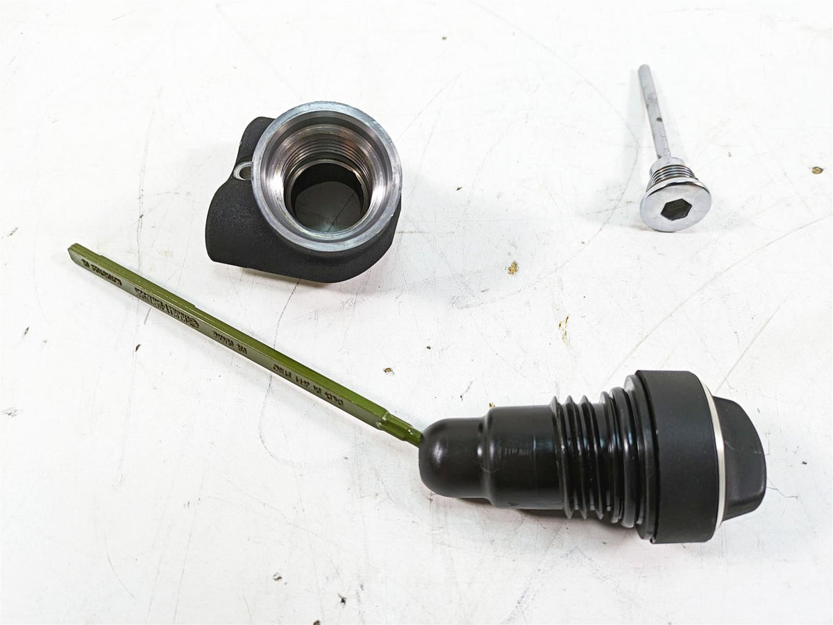 2015 Harley FXDL Dyna Low Rider Oil Dip Stick Spout Set 62700001 62457-06 {{ shop.shopifyCountryName }} - Mototech271