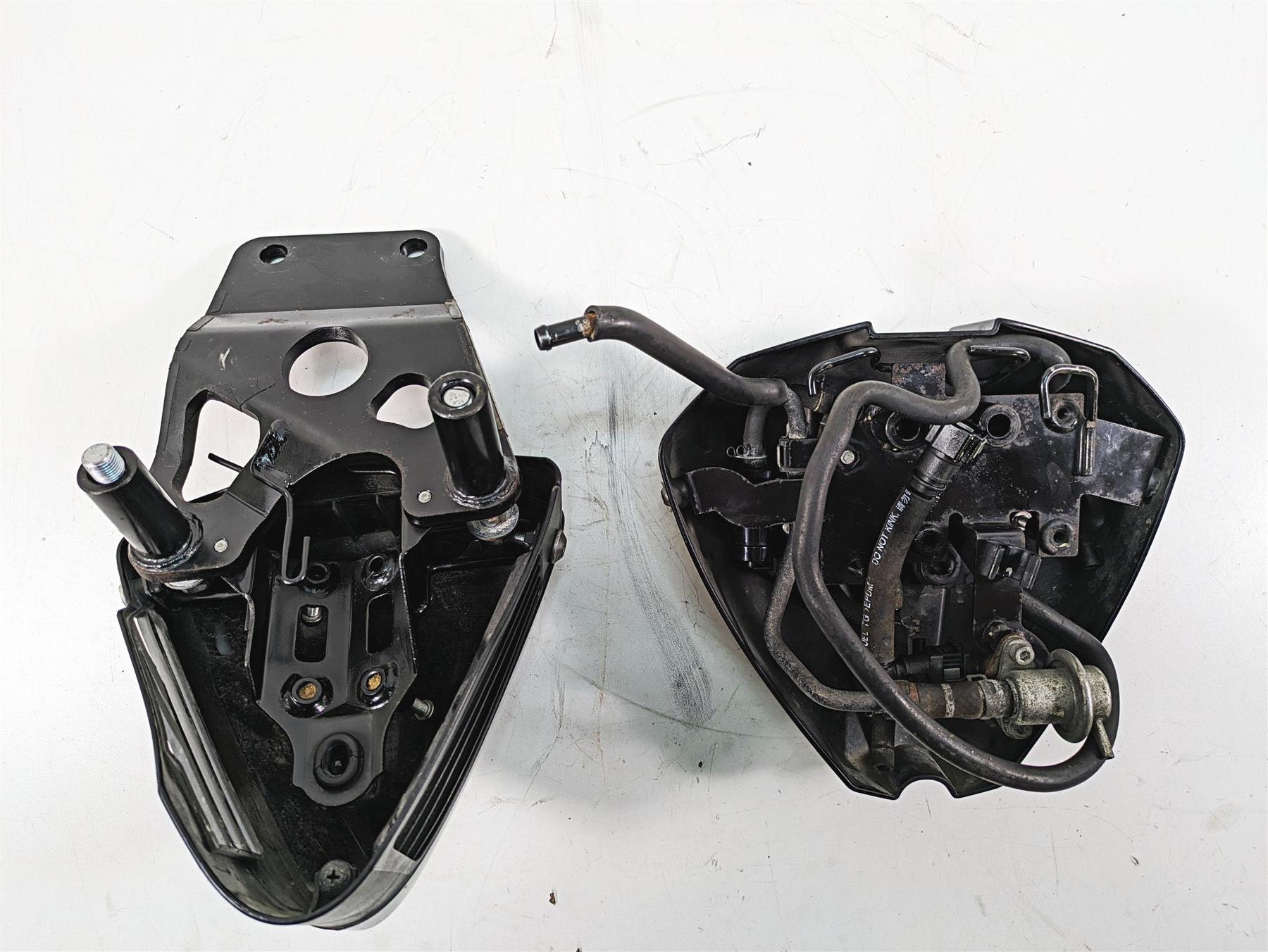 2009 Yamaha XV1900 Raider Left Right Side Cover Fairing Set 5C7-21731-10-00 {{ shop.shopifyCountryName }} - Mototech271
