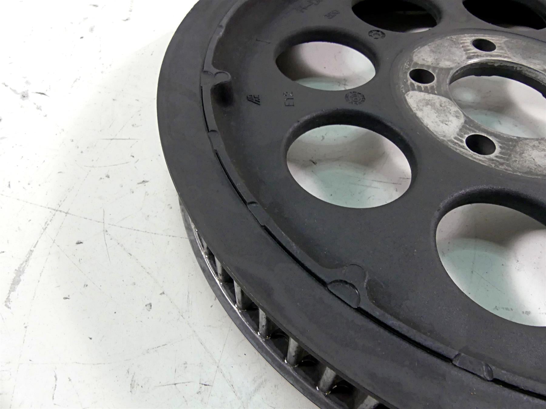 2002 Harley Touring FLHTC Electra Glide Belt Sprocket Pulley 70T 1.5" 40225-86A {{ shop.shopifyCountryName }} - Mototech271