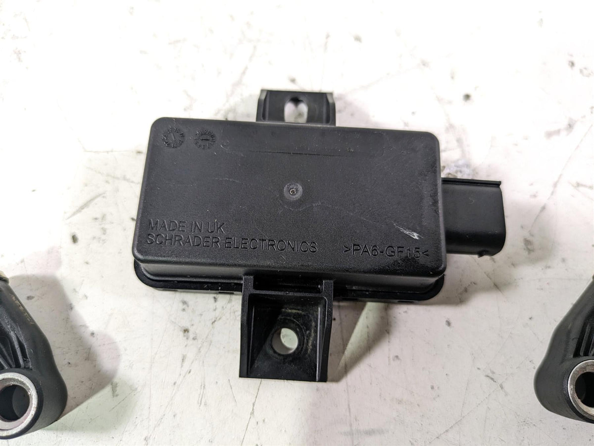 2022 BMW R1250 RT K052 Tire Pressure Sensors & Rdc Module 65759832031 {{ shop.shopifyCountryName }} - Mototech271
