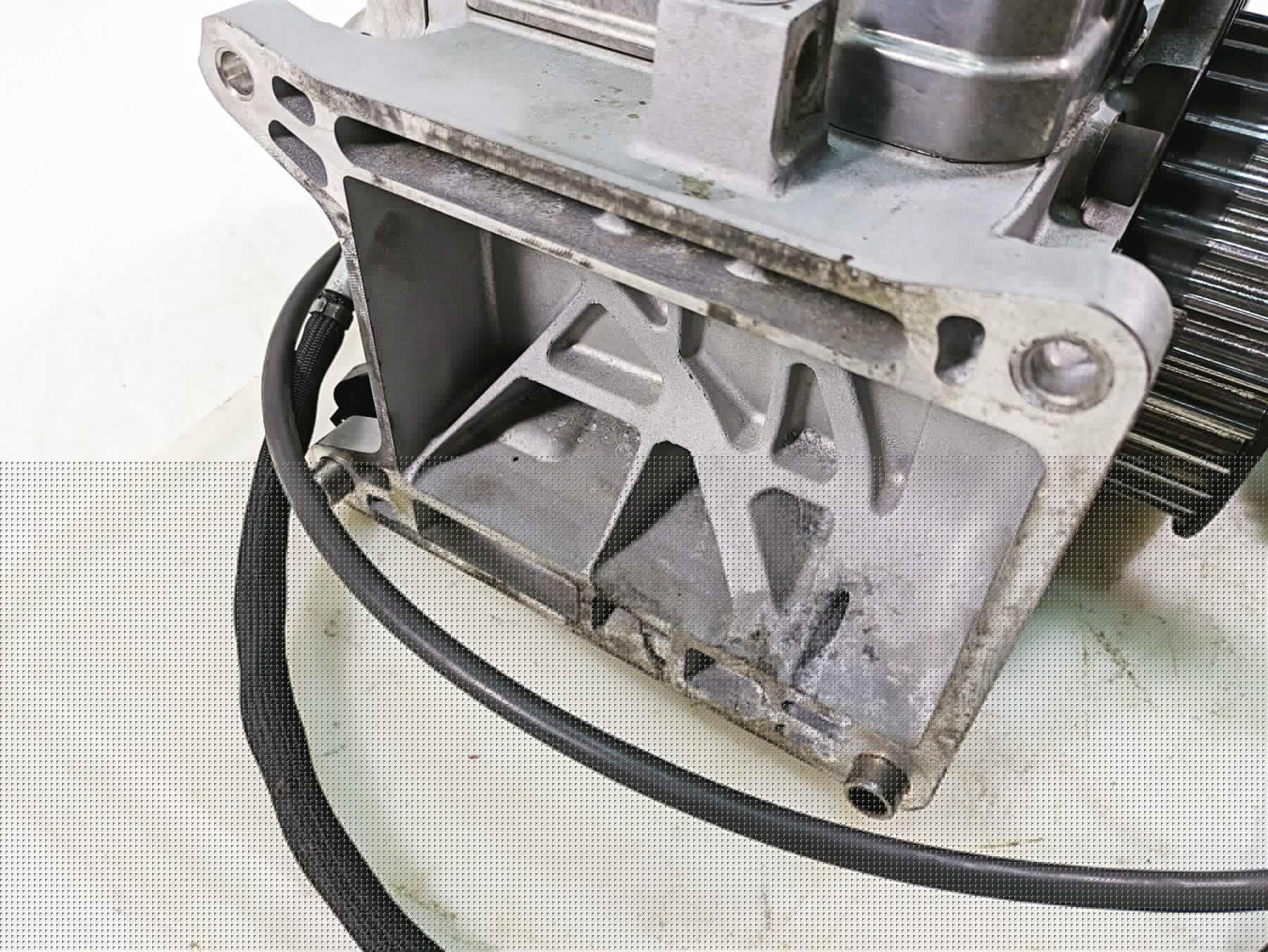 2006 Harley FLSTI Softail Heritage 5-Speed Transmission Gear Box 33098-06A {{ shop.shopifyCountryName }} - Mototech271