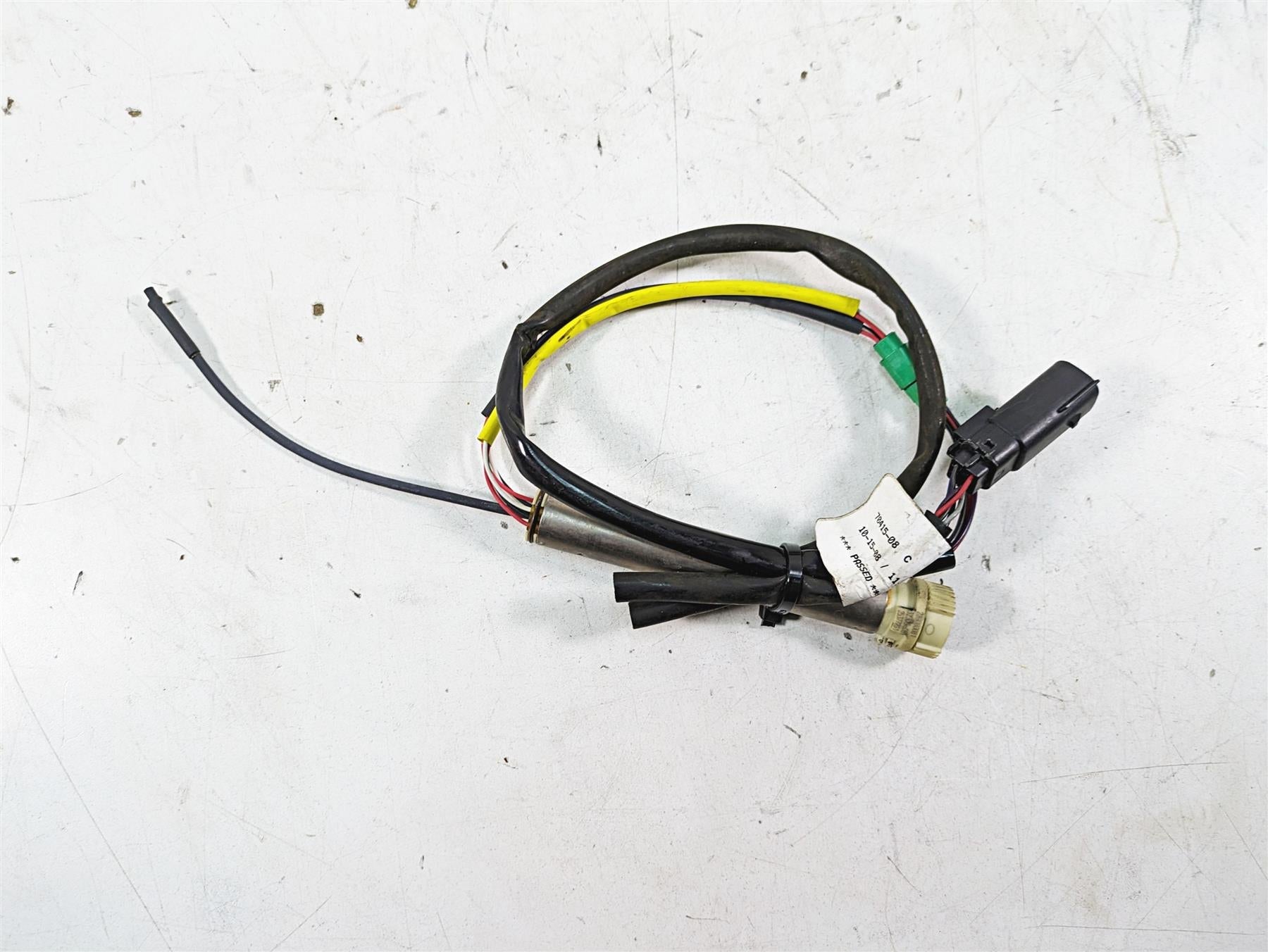 2009 Harley Touring FLHTCU Electra Glide E-Throttle Sensor - Read 32305-08B {{ shop.shopifyCountryName }} - Mototech271