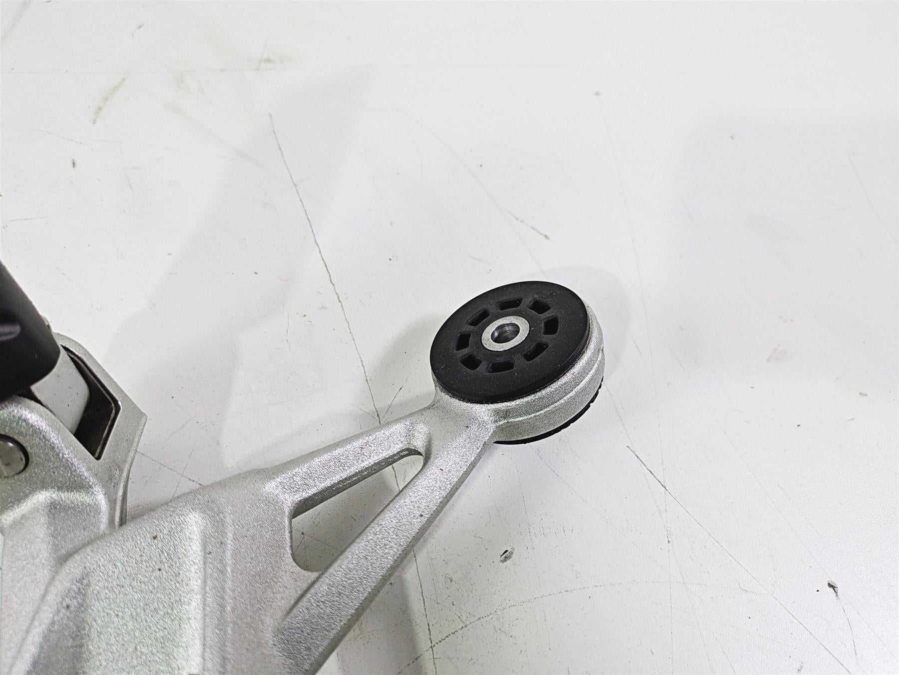 2016 BMW R1200RS K54 Passenger Footpeg Foot Peg Set 46718540798 46718540799 {{ shop.shopifyCountryName }} - Mototech271