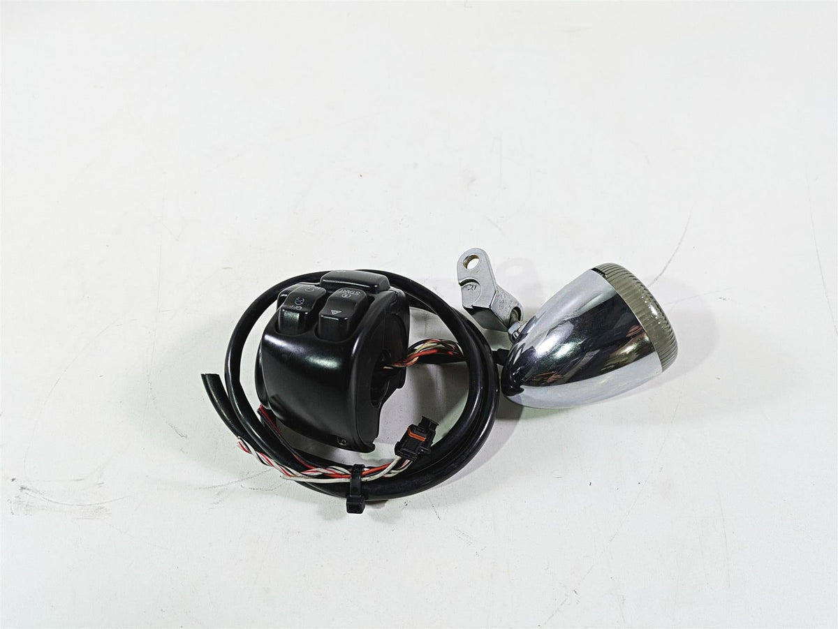 2014 Harley FXDL Dyna Low Rider Right Hand Control Switch Blinker -Read 72944-12 {{ shop.shopifyCountryName }} - Mototech271