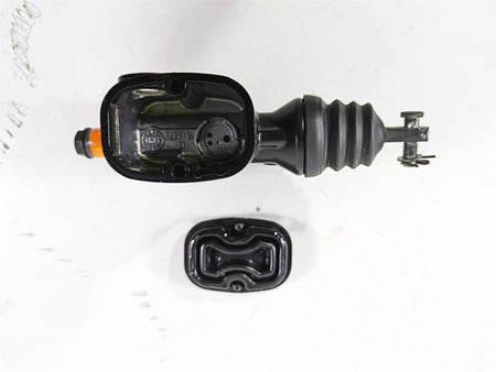 2020 Harley Touring FLHT Electra Glide Rear Brake Master Cylinder 41700028A {{ shop.shopifyCountryName }} - Mototech271