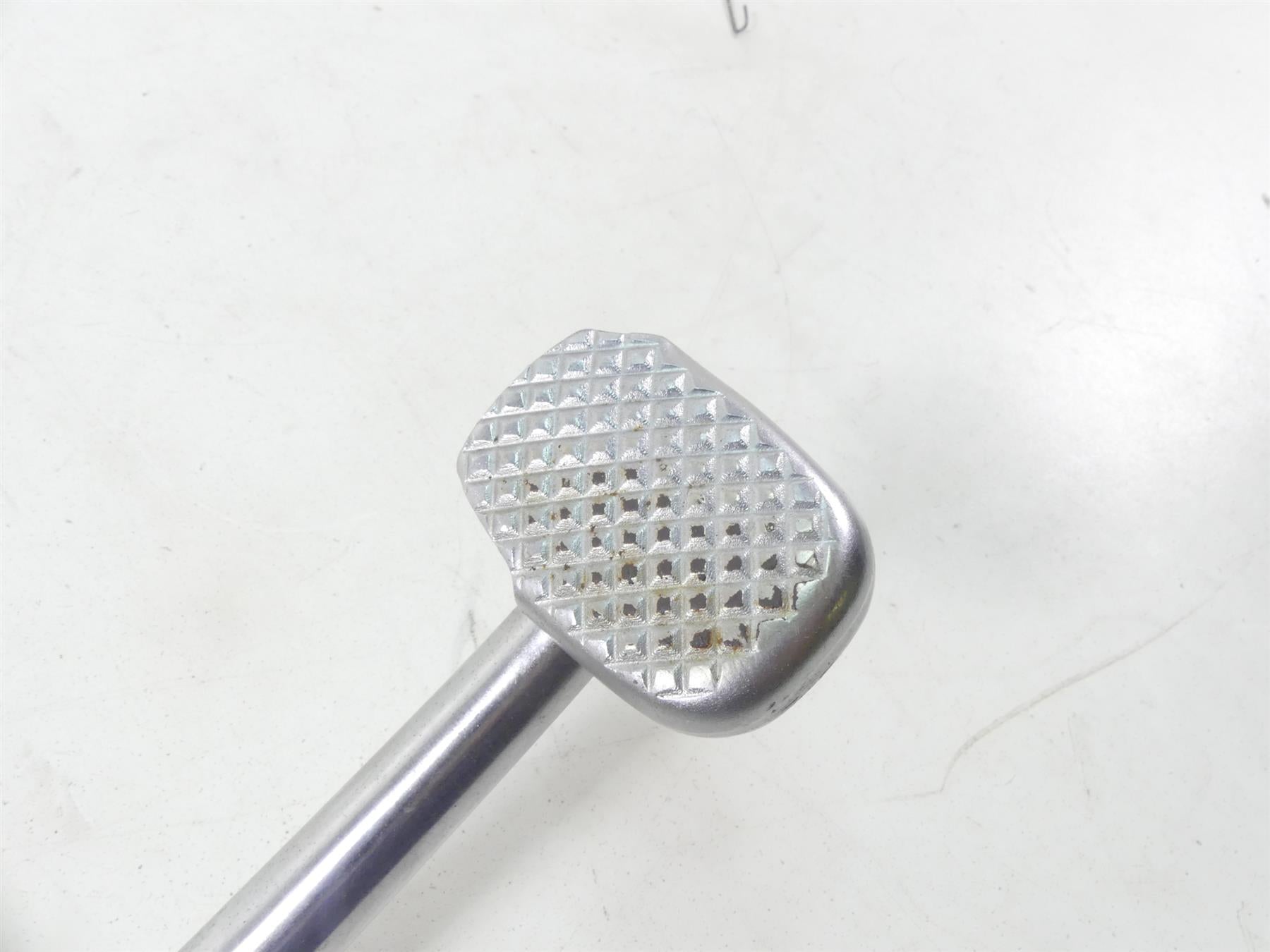 1980 Honda CB750C Custom Rear Brake Pedal & Linkage 46500-425-730 {{ shop.shopifyCountryName }} - Mototech271
