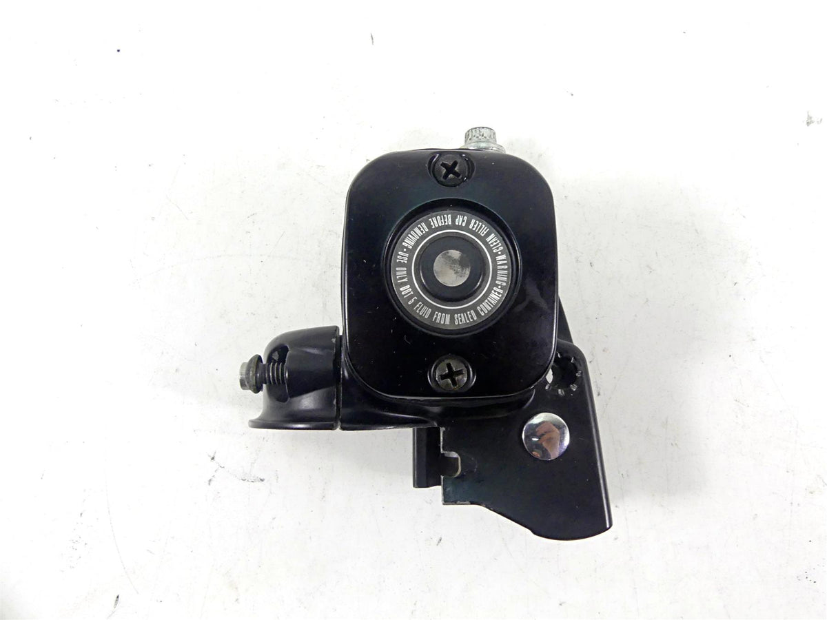 2004 Harley Touring FLHTCUI Electra Glide Front Brake Master Cylinder 41700737 {{ shop.shopifyCountryName }} - Mototech271